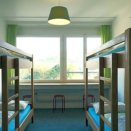 Hostel 77