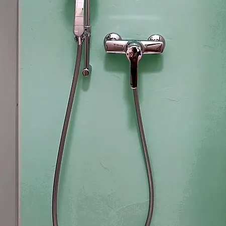 77 Hostel