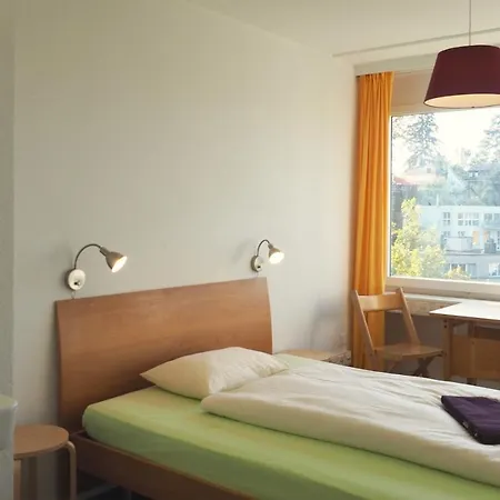 Auberge de jeunesse 77